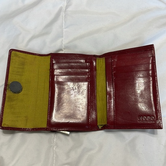 HOBO Vintage Red Leather Wallet - Picture 3 of 11